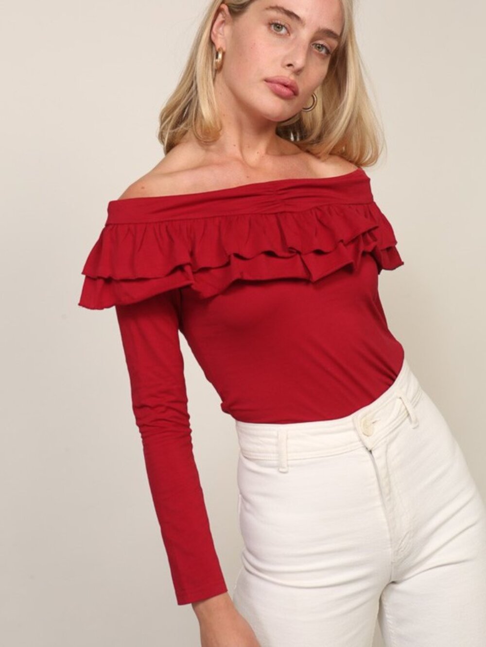 LUMIERE Off-Shoulder Ruffle Top | Cherry Red